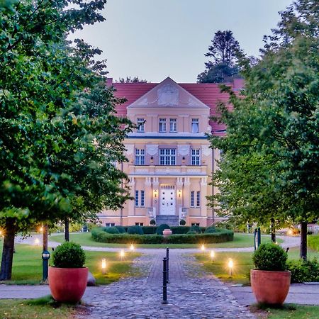 Precise Resort Rügen&SPLASH Erlebniswelt Sagard Exterior foto